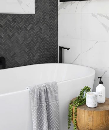 Deep soaking bathtub luxury suite Sintra Portugal